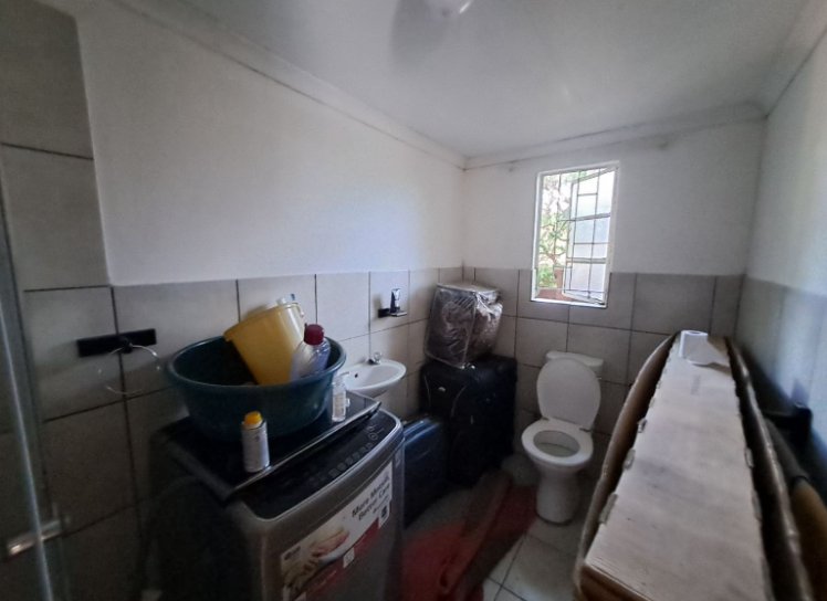 6 Bedroom Property for Sale in Aliwal North Eastern Cape